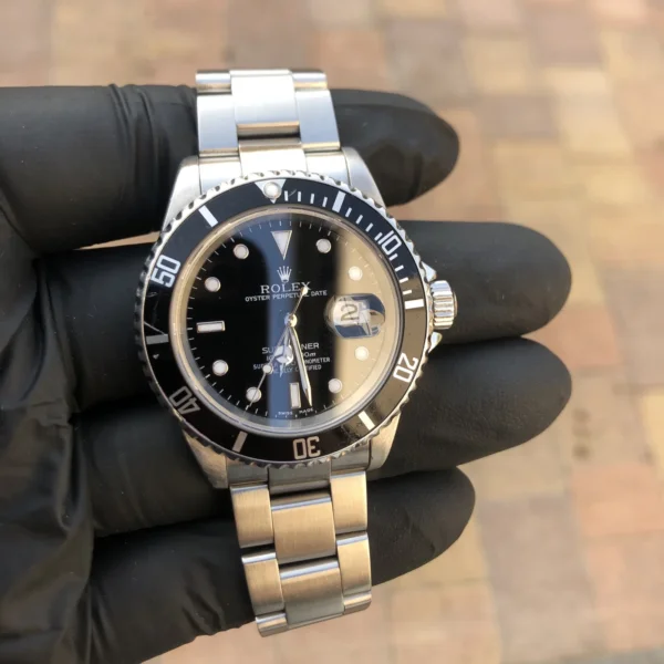 SOLD Rolex submariner 16610 1999 box and accessories - Image 11