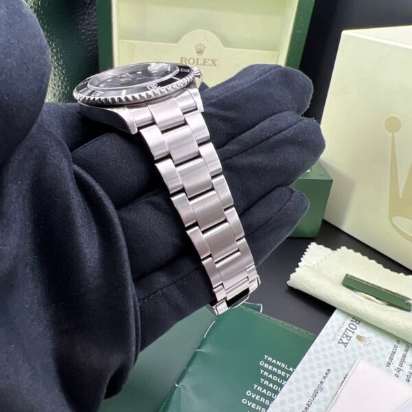 Rolex submariner 16610 2006 box papers - Image 4