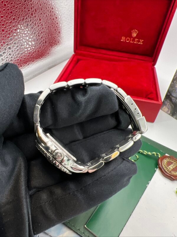 Rolex ladies Yachtmaster 169622 box papers  serviced - Image 7
