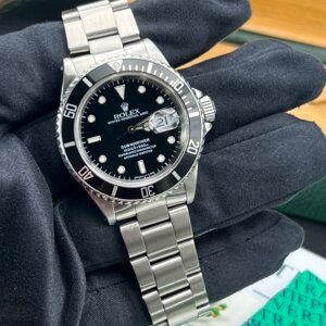 Rolex submariner 16610 1998 box papers