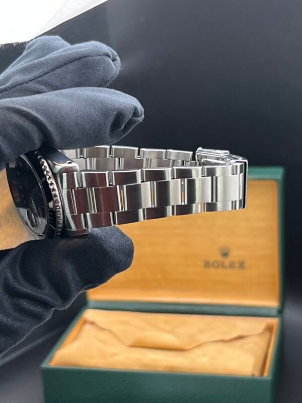 Rolex submariner 16610 1998 box papers - Image 8