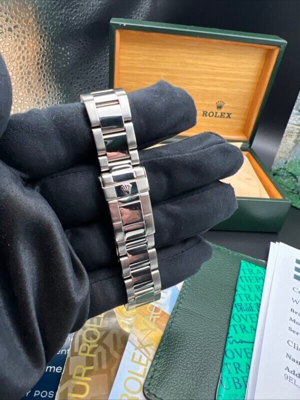 Rolex Yachtmaster 16622  1999  box and accessories - Image 9