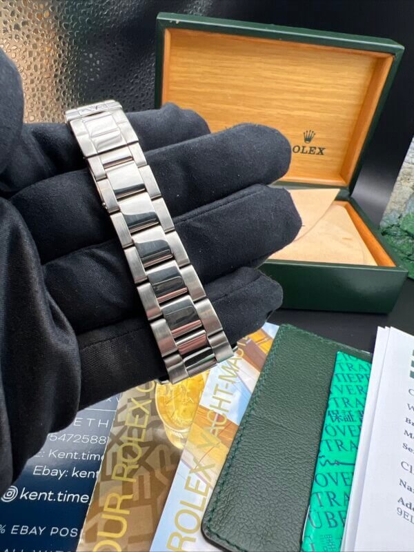 Rolex Yachtmaster 16622  1999  box and accessories - Image 4
