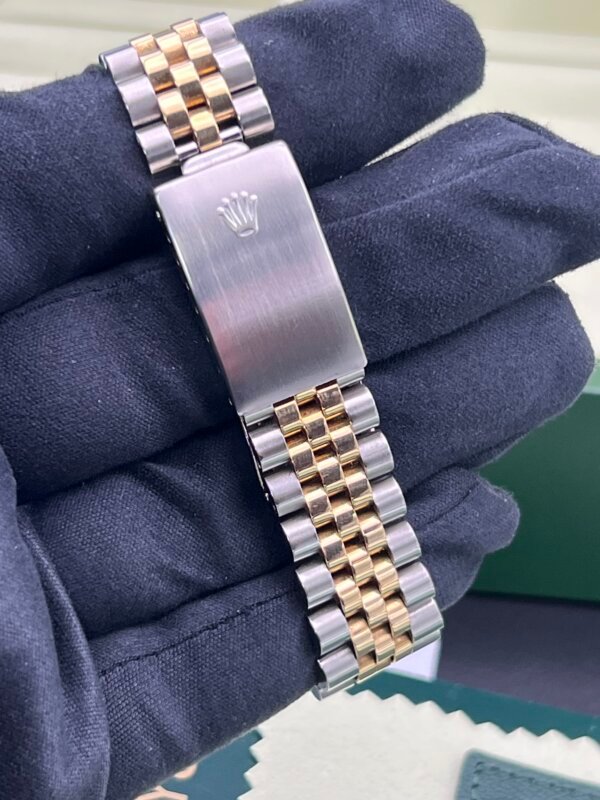 Rolex Datejust watch 16233 2006 box papers factory diamond - Image 3