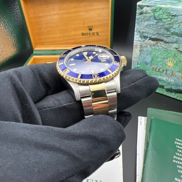 Rolex submariner 16613 2004 box papers serviced - Image 11