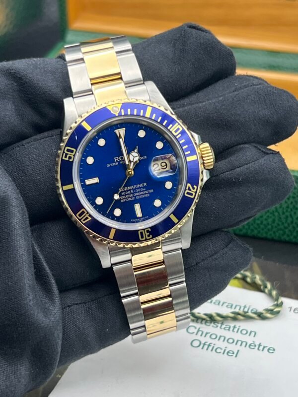 Rolex submariner 16613 2004 box papers serviced