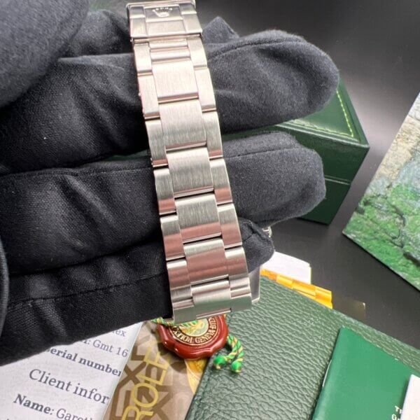 Rolex GMT Master II 2000 box accessories coke excellent example - Image 6