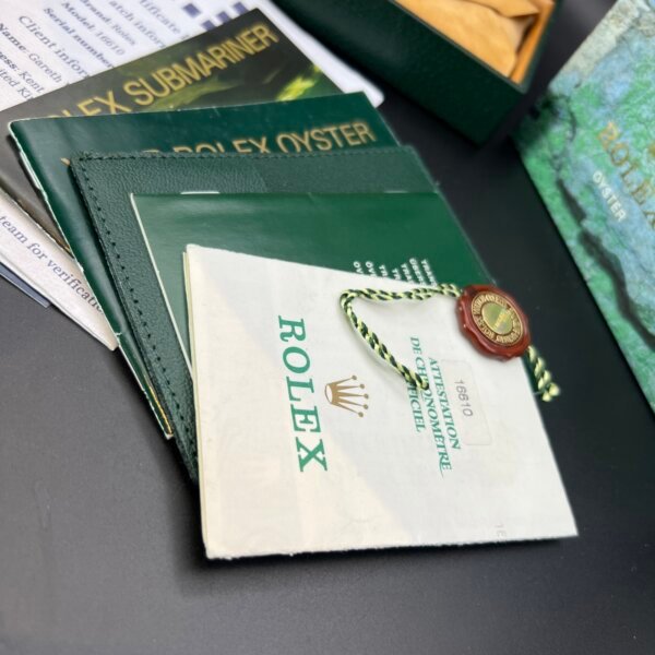 Rolex submariner 16610 2000 box papers - Image 7