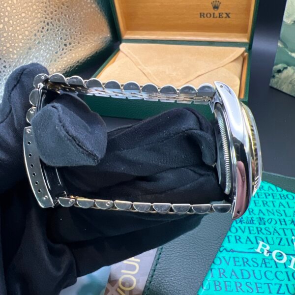 Rolex Datejust watch 16233 box papers. - Image 7