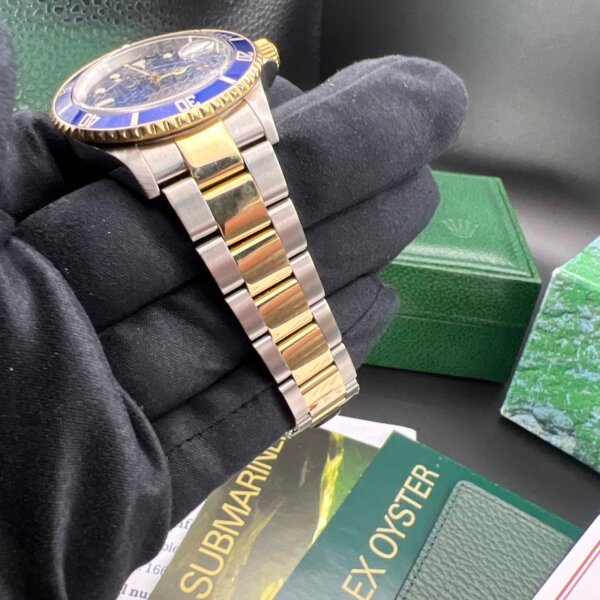 Rolex submariner 16613 2003 box accessories serviced - Image 6