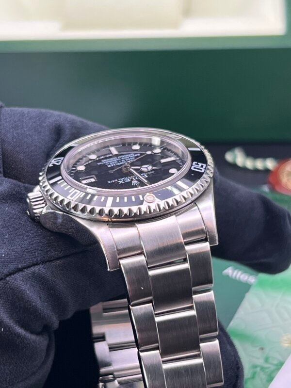 Rolex seadweller 16600 2005 - Image 4