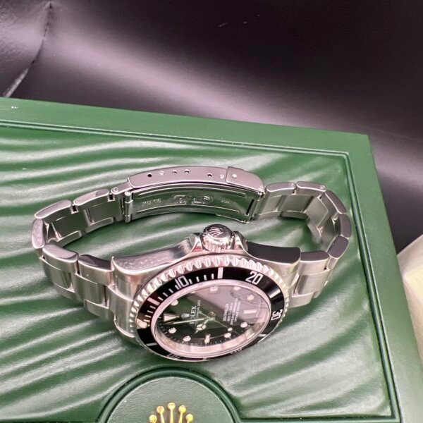 Rolex submariner 16610lv 2005 collector set ‘kermit’ - Image 3