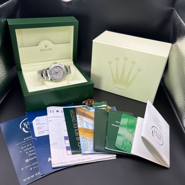 Rolex Yachtmaster 16622  2007 box and accessories - Image 4