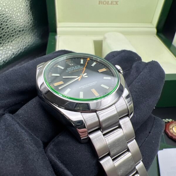 Rolex milgauss 116400gv 2009 - Image 4