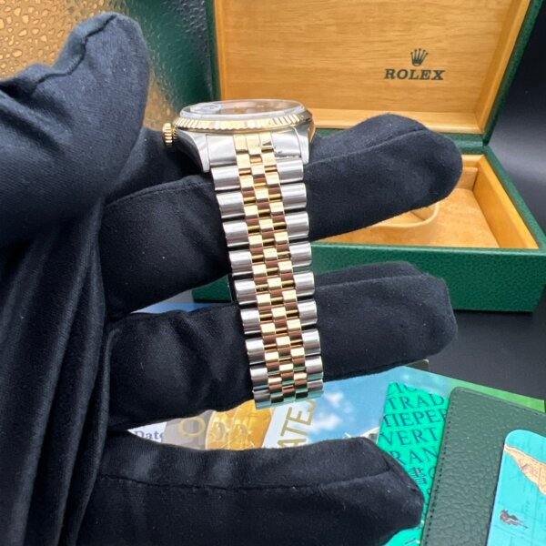 Rolex Datejust watch 16233 1997 box papers. - Image 4