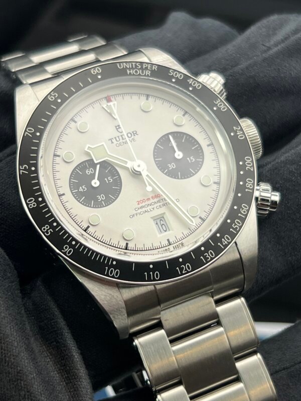 Tudor Black Bay Chronograph White Panda Mens watch   - M79360N - Image 9