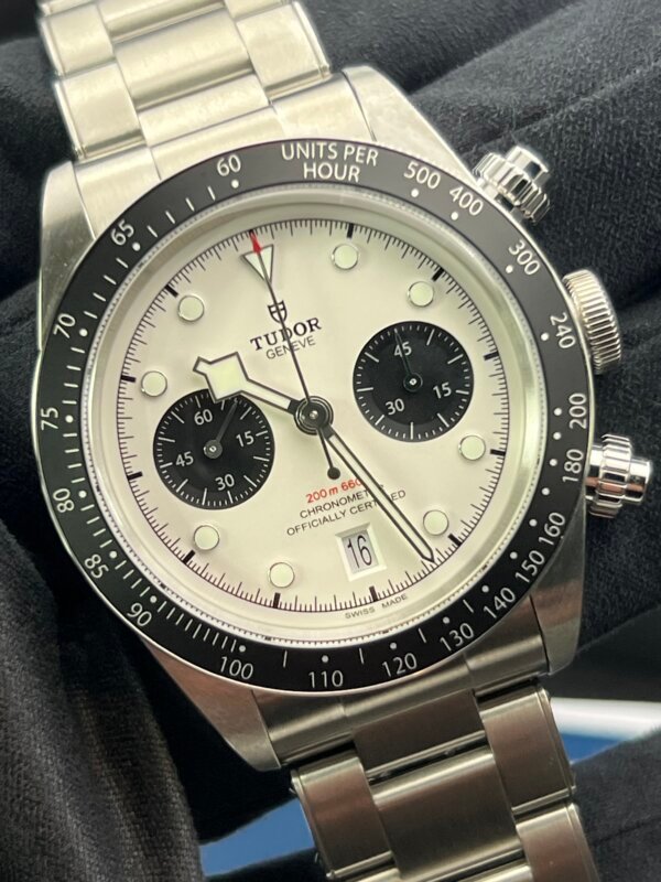 Tudor Black Bay Chronograph White Panda Mens watch   - M79360N - Image 10