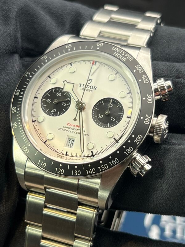 Tudor Black Bay Chronograph White Panda Mens watch   - M79360N - Image 11