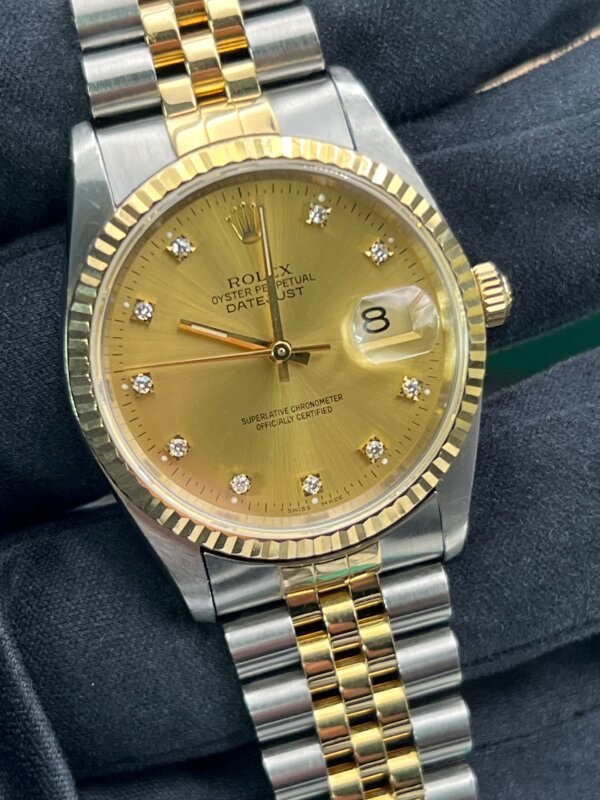 Rolex Datejust watch 16233 box,papers,serviced(996)