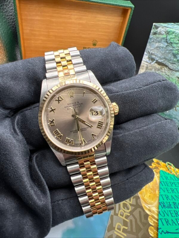 Rolex Datejust watch 16233 box papers.(1022) - Image 11