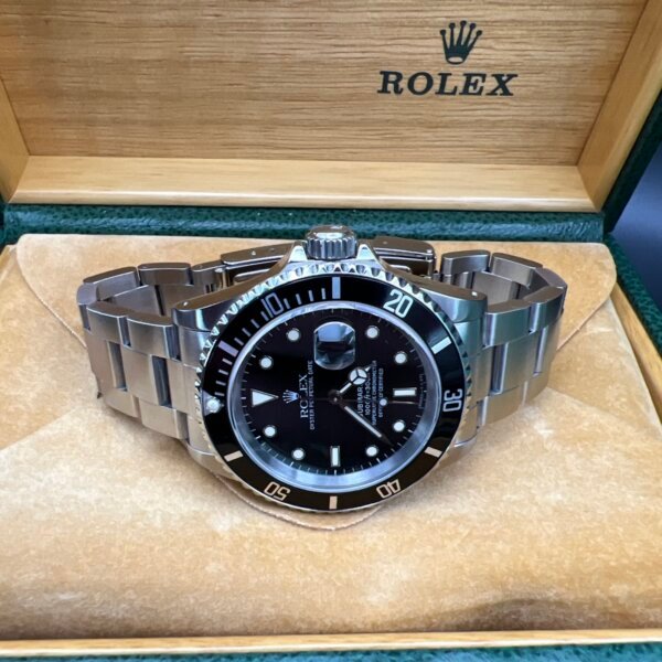 Rolex Submariner Watch  16610 With Box and Accessories 40mm (1059) - Image 9