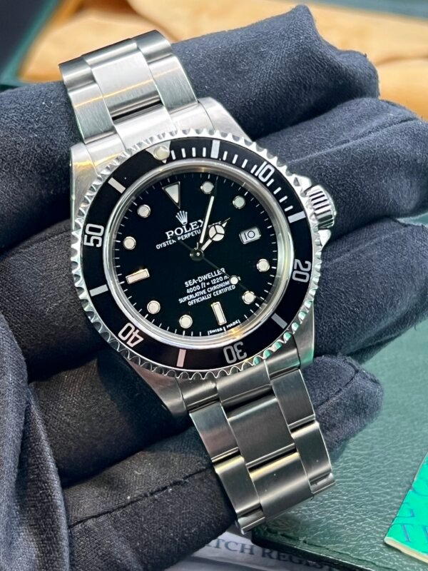 Rolex Sea-Dweller Watch 16600 40mm 2001 (1062) Excellent Example