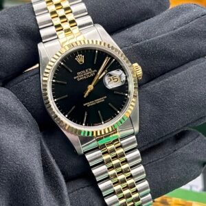 Rolex Datejust Gents Watch 16233 Box Papers Factory Black Dial (1110)