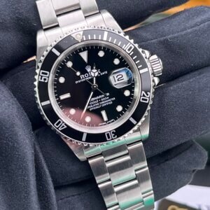 ROLEX Submariner 16610 40mm Watch (1244)