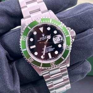 Rolex Submariner Date 16610LV Kermit-box Papers-2006 (1251)