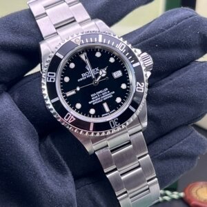 Rolex Sea Dweller Stainless Steel 40mm - 2007 (1237)